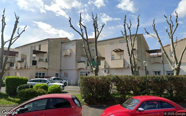 Façade : place Louis Breguet, Pézenas